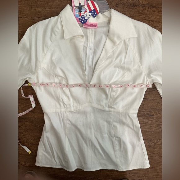 Pinup Couture Lauren Blouse size Large. Brand new with tags - Picture 6 of 7